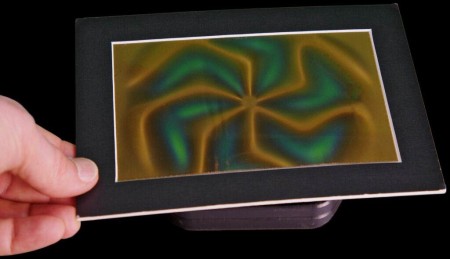 magnetic-viewing-film-on-purewave-cell-1024×590